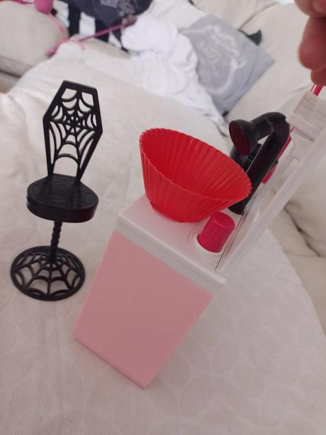 Barbie kadernícky salón,