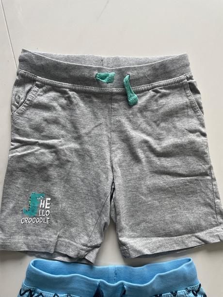 Kraťasy 2ks, lupilu,110