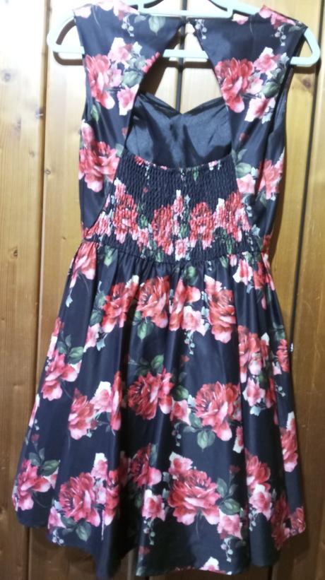 Príležitostné šaty, m