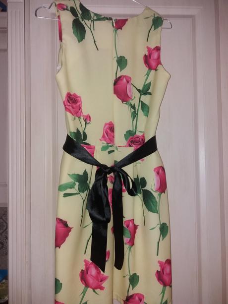 Krasne letné šaty, m