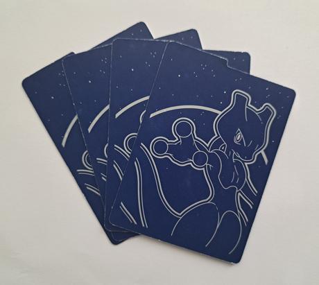 Pokémon go oddeľovače kariet, 