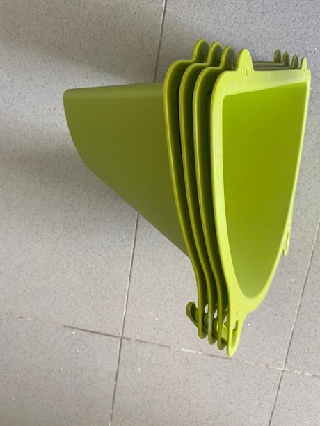 Police s odkladacim priestorom ikea 4 kusy, 