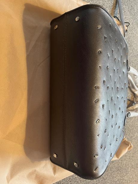 Kabelka liu jo, liu jo