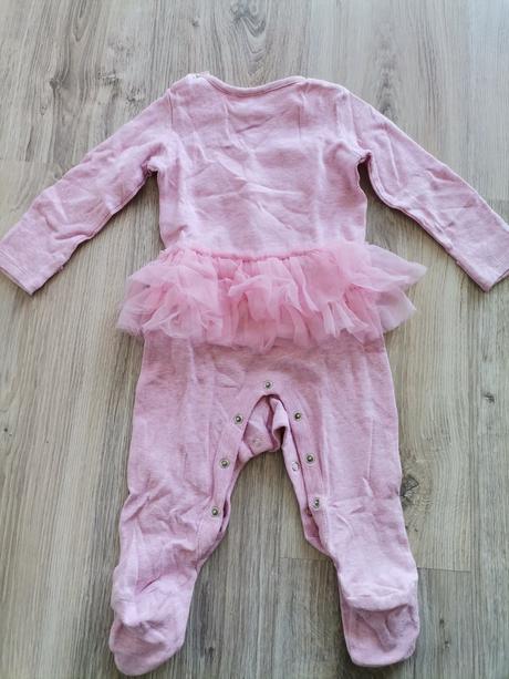 Dievčenský overal na spanie so zajacikom, f&f,74
