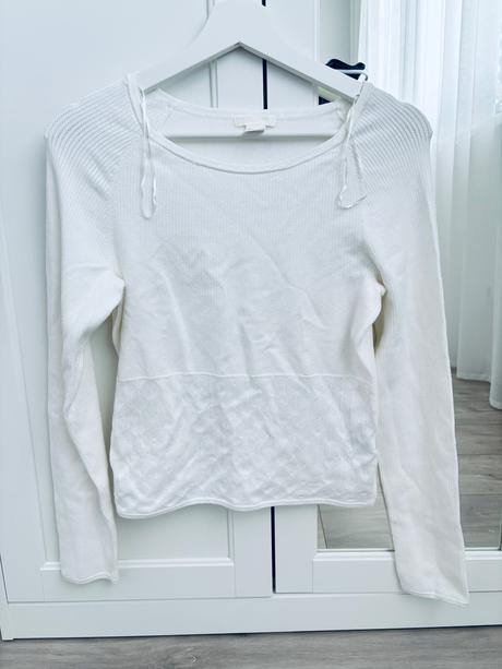 Bielo kremovy svetrik, h&m,l