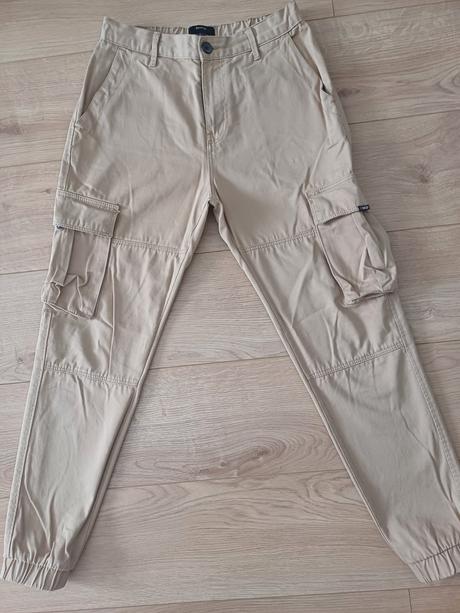 Nohavice, bershka,s