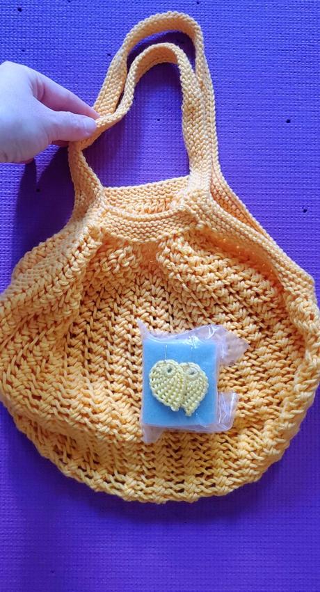 Kabelka a náušnice háčkované, 