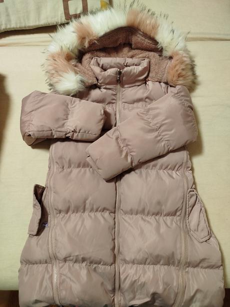 Dlhá zimná bunda, 146