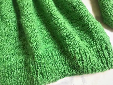 Pletený buklé pulóvrik, xl