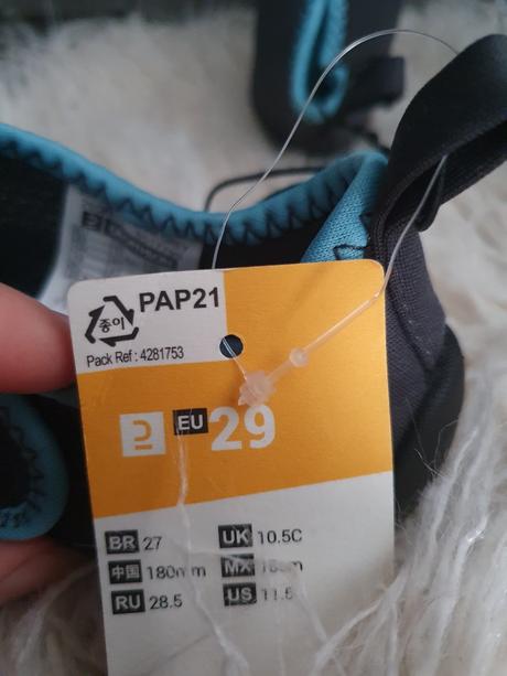 Tanečné topánky/cvičky, 29