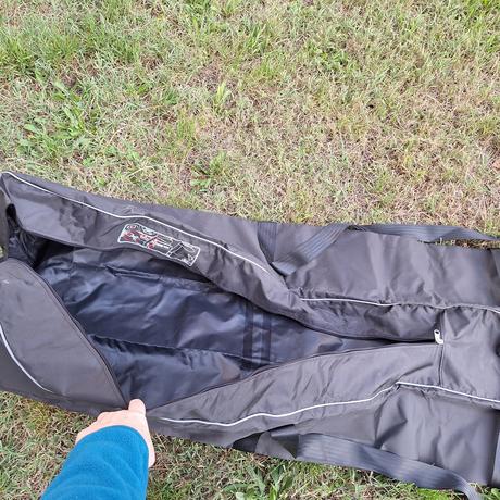 Rukávový obal na lyže audi,