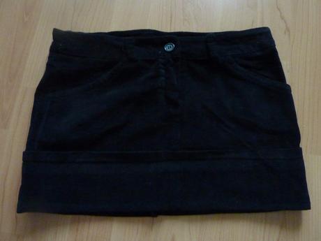 Menčestrová sukňa, m