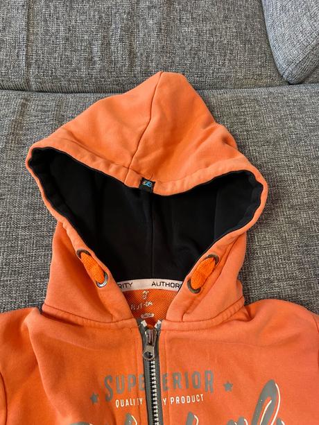 Mikina authority, authority,140