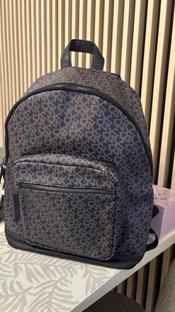Väčší ruksak zn. dkny, dkny