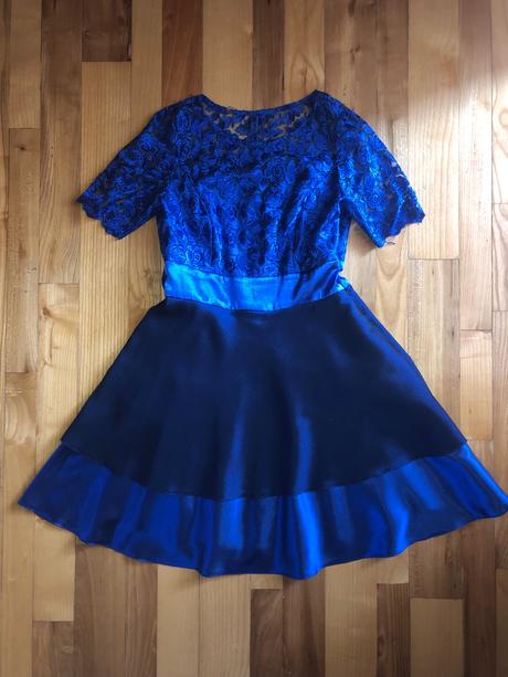 Slávnostne čipkovane šaty, 40