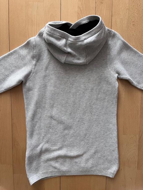 Sportovy nenoseny svetrik next na 9-10 rokov, next,134