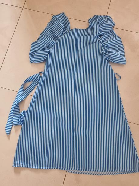 Letné prúžkované puff šaty,