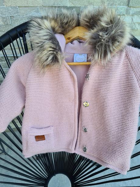 Sveter lattante, 110