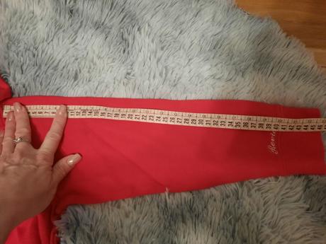 Pekná mikinka značky review, review,146