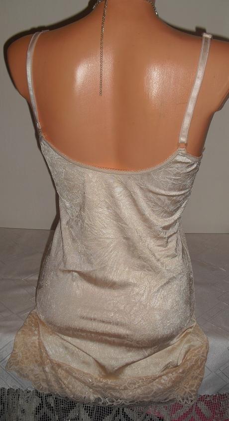 Stahujuca kosielka, m