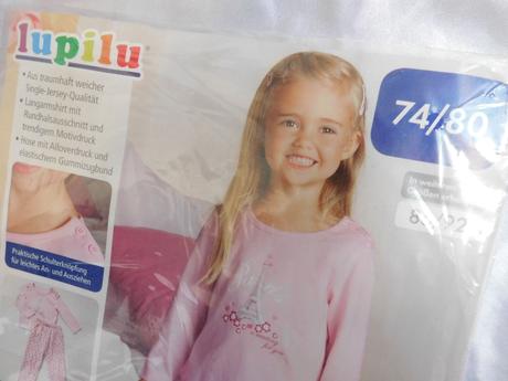 Pekne pyžamko, lupilu,74 / 80