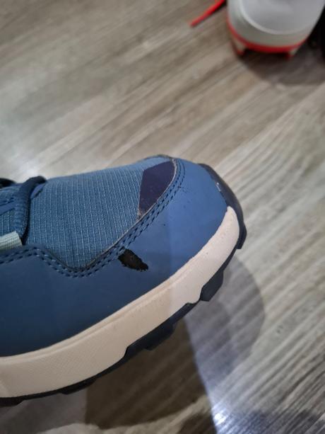 Chlapcenske tenisky turisticke, adidas,39