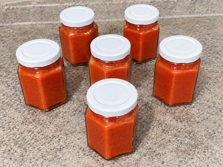 Paradajkové pesto,