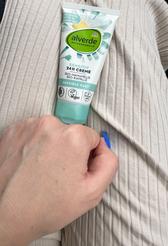 alverde NATURKOSMETIK denný pleťový krém Sensitiv 24h, 50 ml
