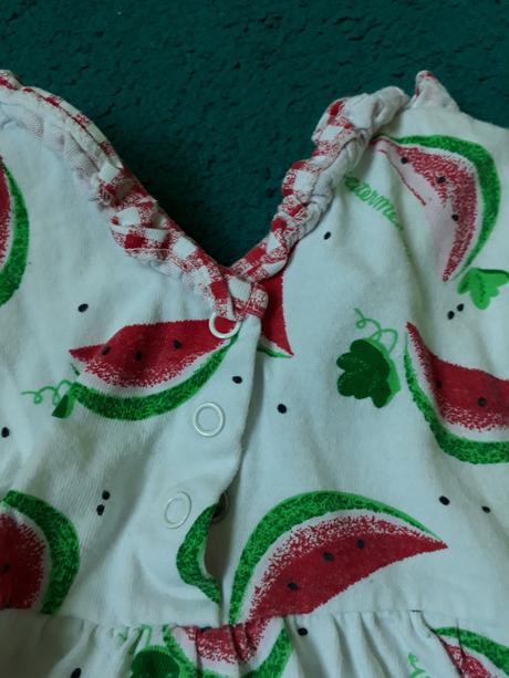 3 x saty vlnené a biele predané, 86–98