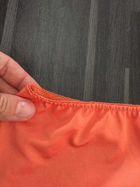 Sukna lahučka 36/38, 38