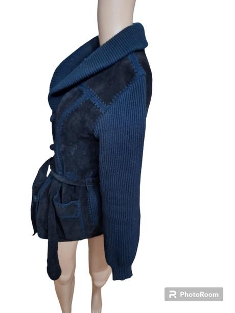 Dámska kožená bunda s pletenými rukávmi, 38