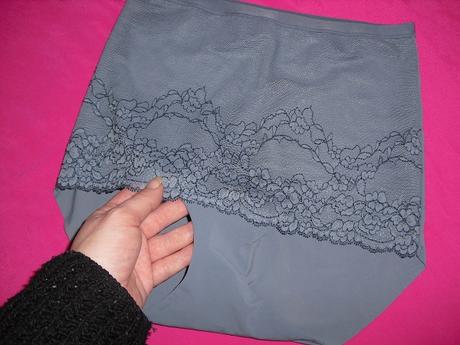 Stahujuce elegantne linited vyssie nohavicky, m