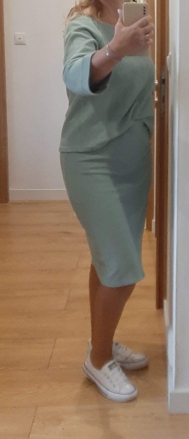 Set sukňa a vrch, m