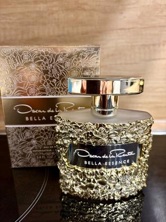 Oscar de la renta bella essence, 