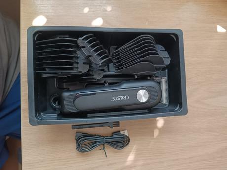 Crast strojček na vlasy novy, 