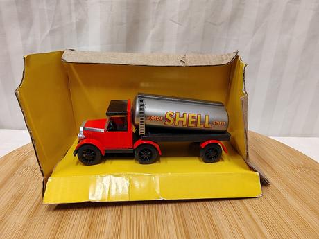 Zberateľský model shell fuel tanker 1920, 