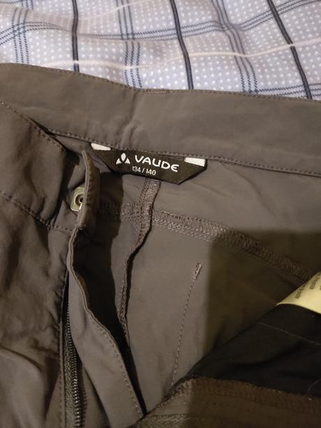 Športové nohavice 2 v 1  134/140, 140