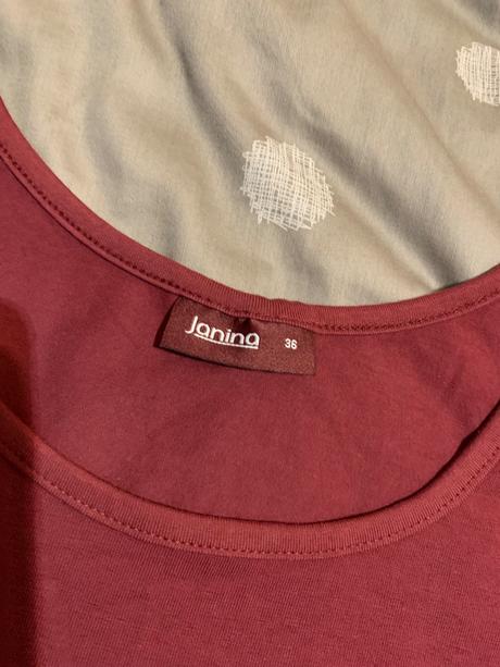 Tielko s čipkou, 36