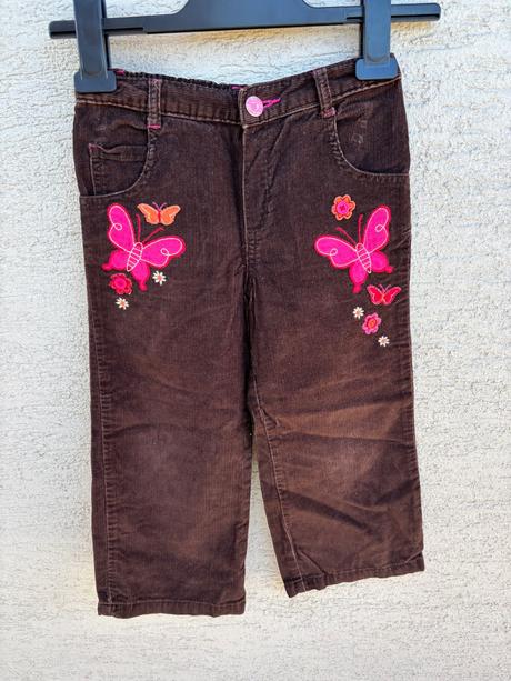 Široké menčestrové nohavice/menčestráky, cherokee,104