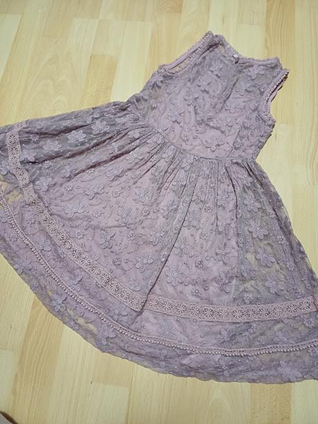 Krasne čipkovane šaty, next,116