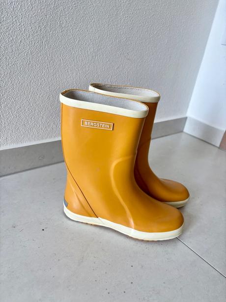 Gumáky bergstein, bergstein,32