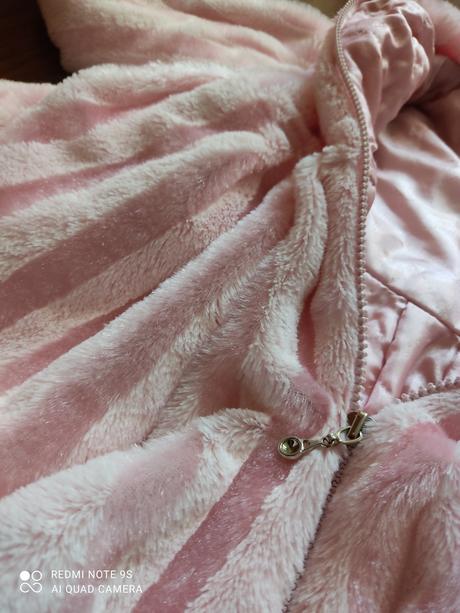 Kožúšok ružový, 104