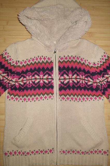 Sveter s kapucou, matalan,xl