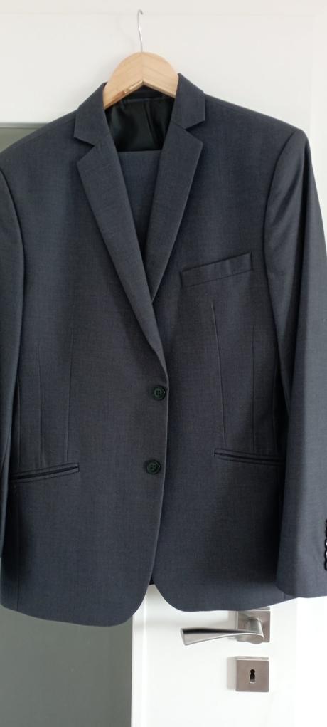 Pánsky sivý oblek 176/100, m