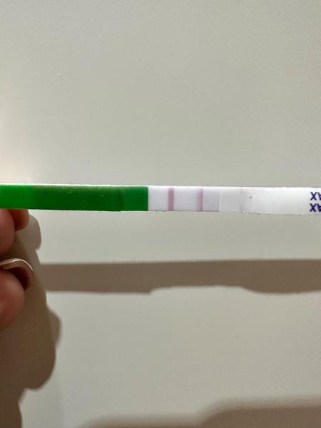 Ovulačný test pozitivny na 27. deň cyklu