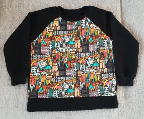 Handmade zateplená mikinka mestečko, 110