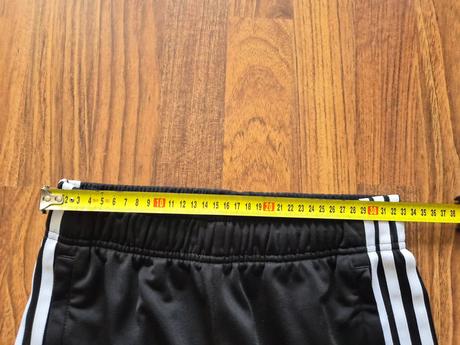 Krásne adidas tepláky 158, adidas,158