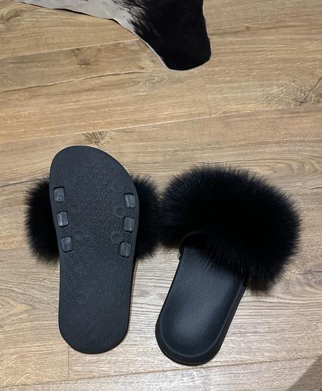 Kozusinove šľapky, 38