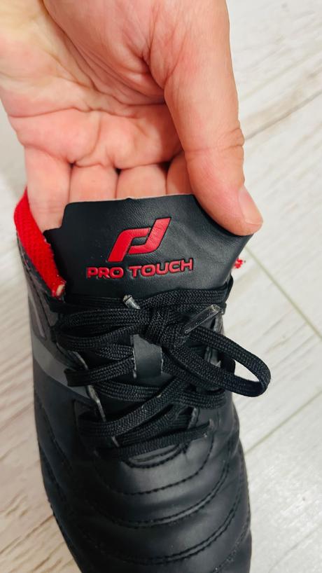 Kopačky 33 pro touch, 33