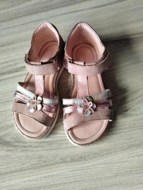 Kozenne sandalky, lasocki,28